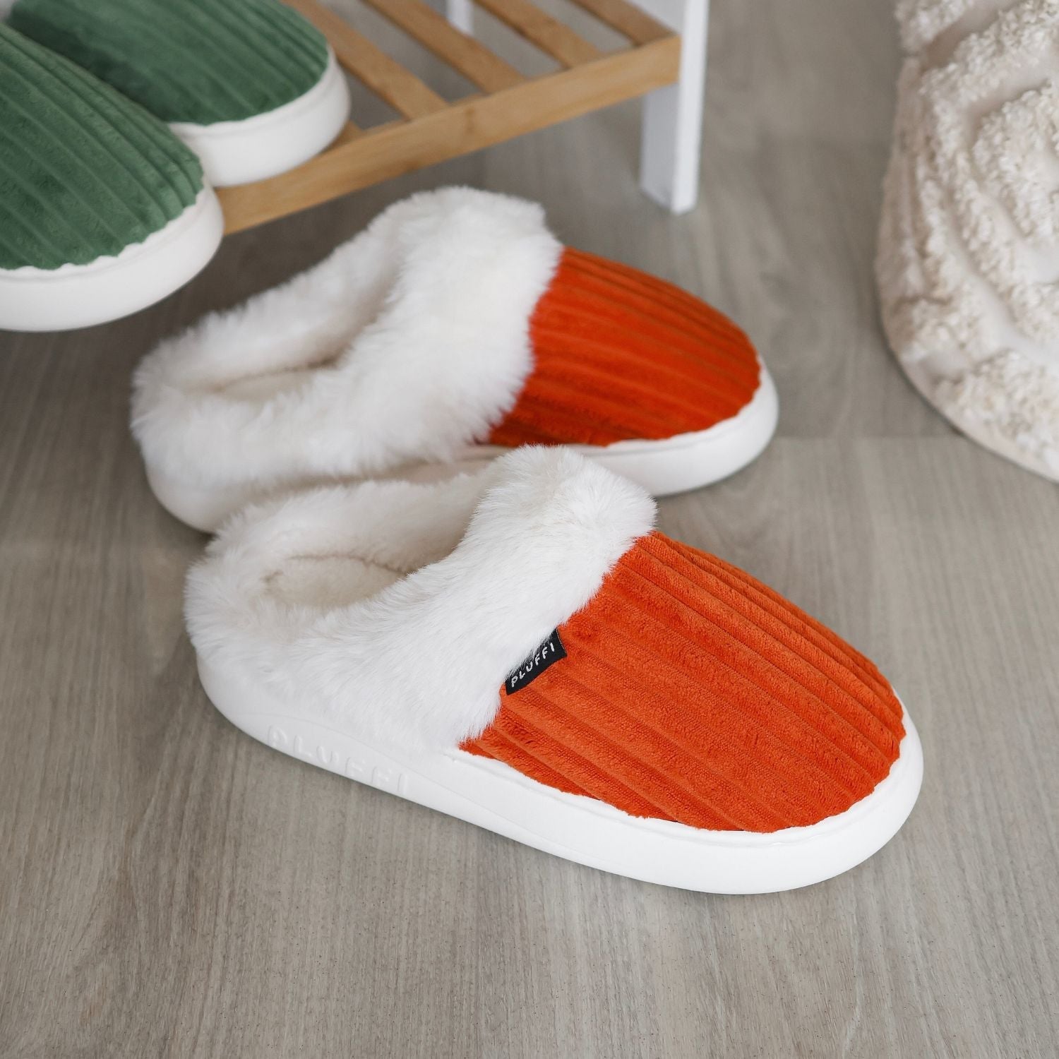 Cozette™ Slides